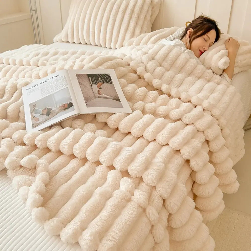 New Double Sided Warm Blanket Warm Breathable Throw Blanket Skin-Friendly Solid Color Striped Blankets